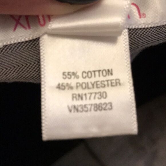 Cute gray striped Bermuda shorts - Picture 4 of 5